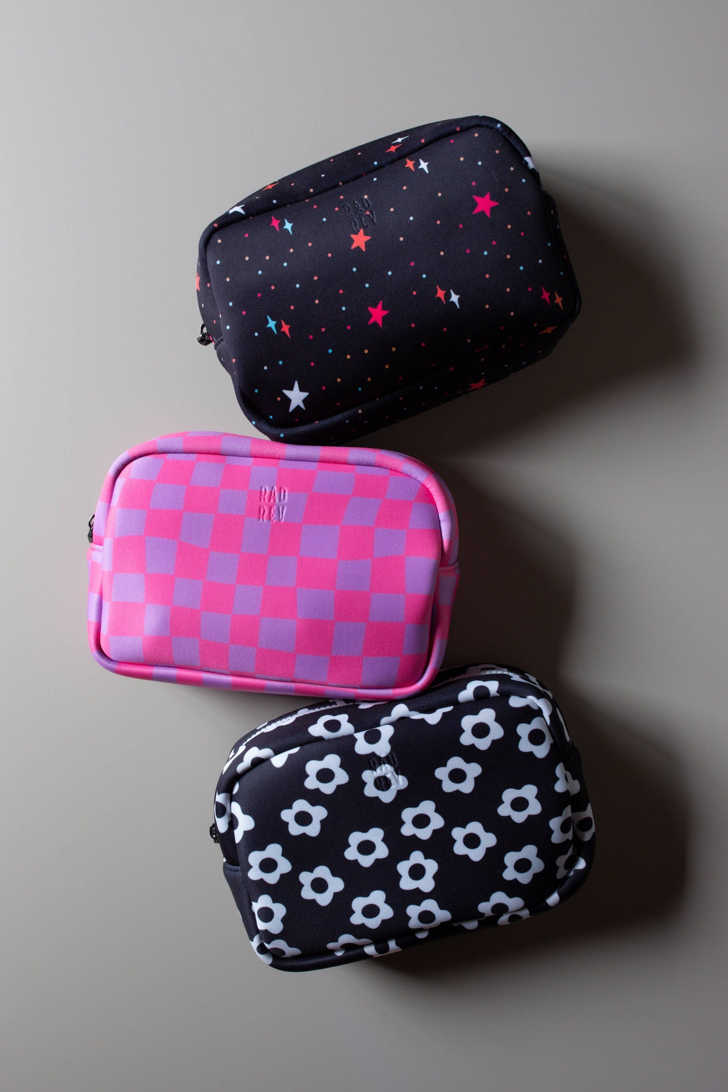 Neoprene Pouch White Flower