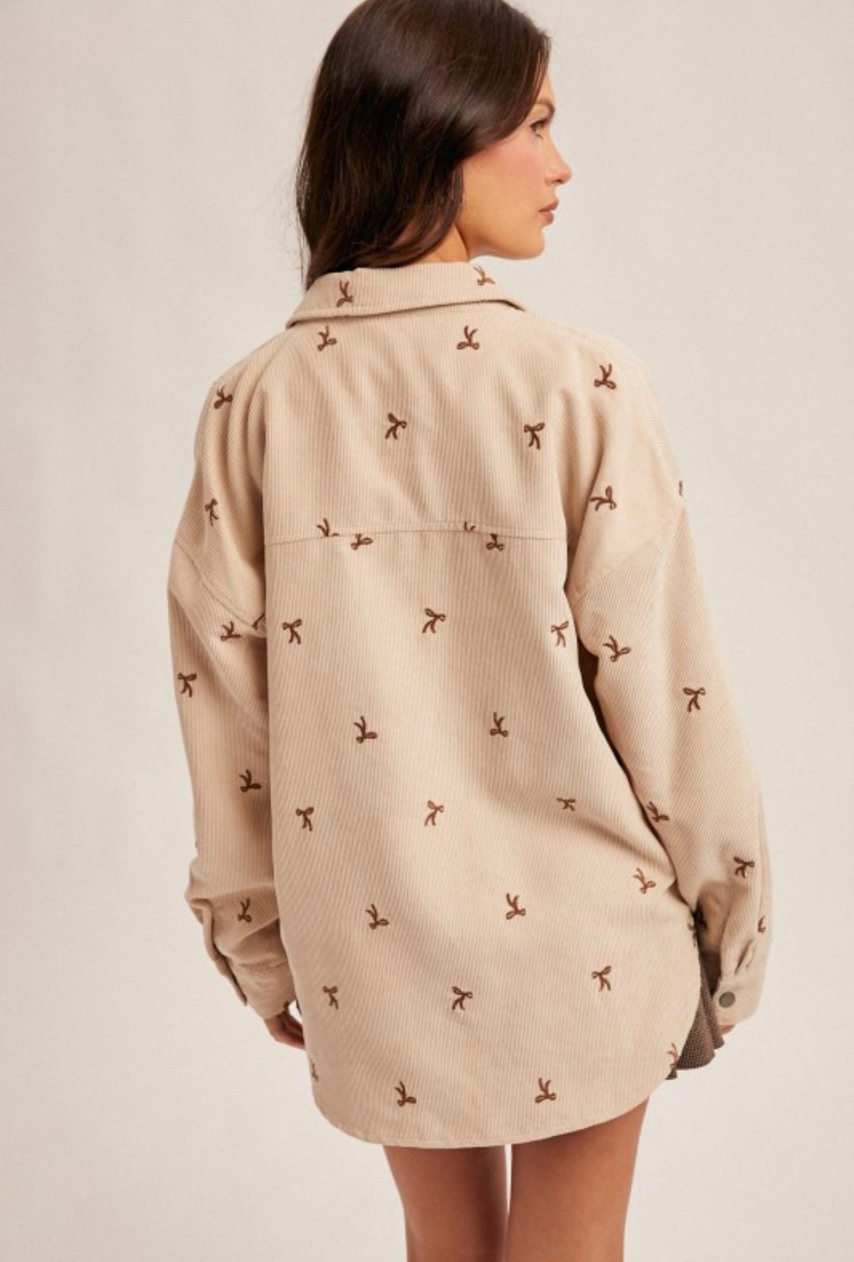 Bow Button Down Oatmeal