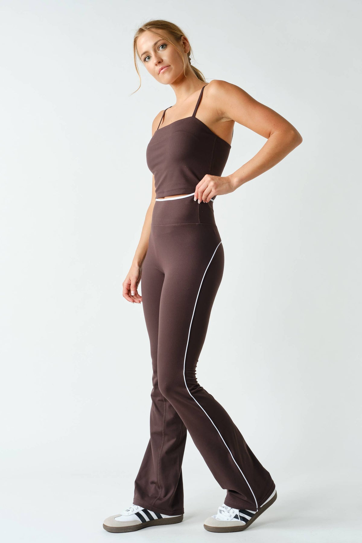 Venice Contrast-Piping Flare Pants