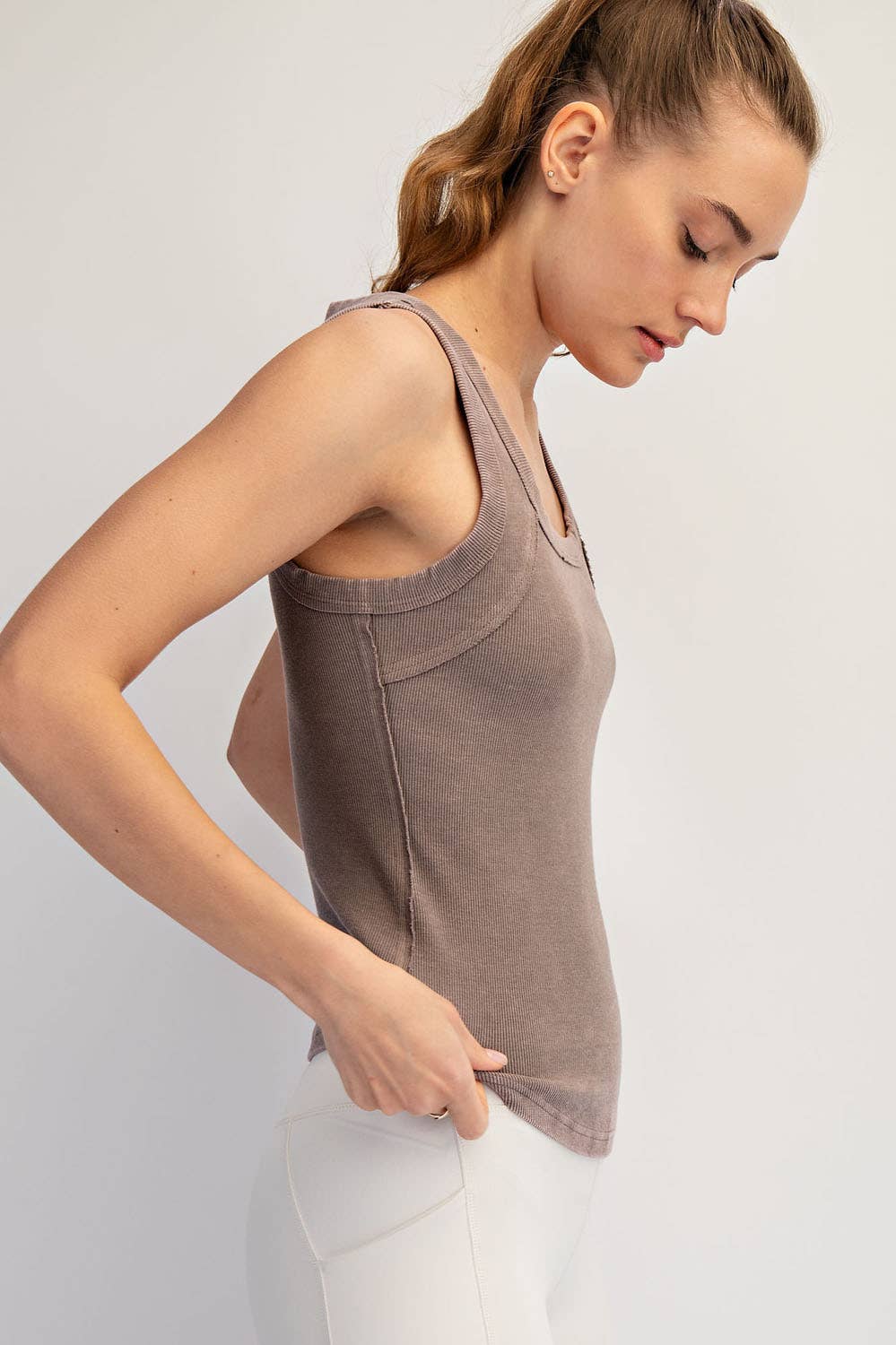 Mineral Wash Rib Tank