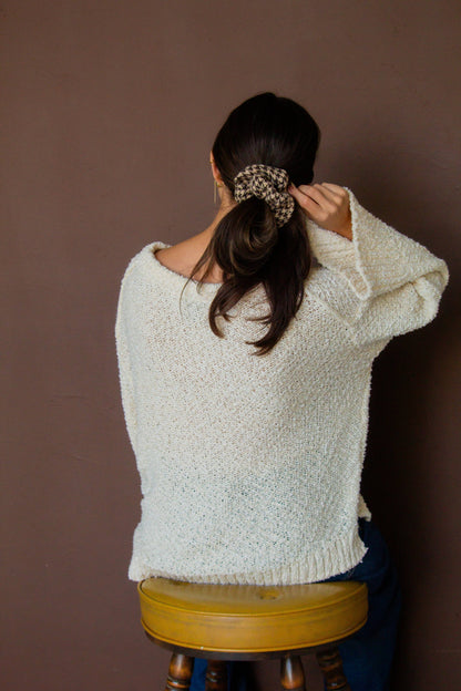 Houndstooth Oversized Scrunchie