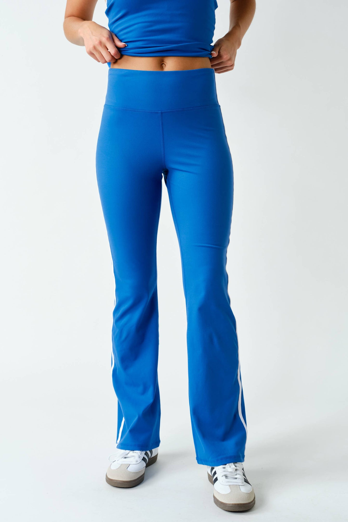 Sculpted High-Waist Flare Legging