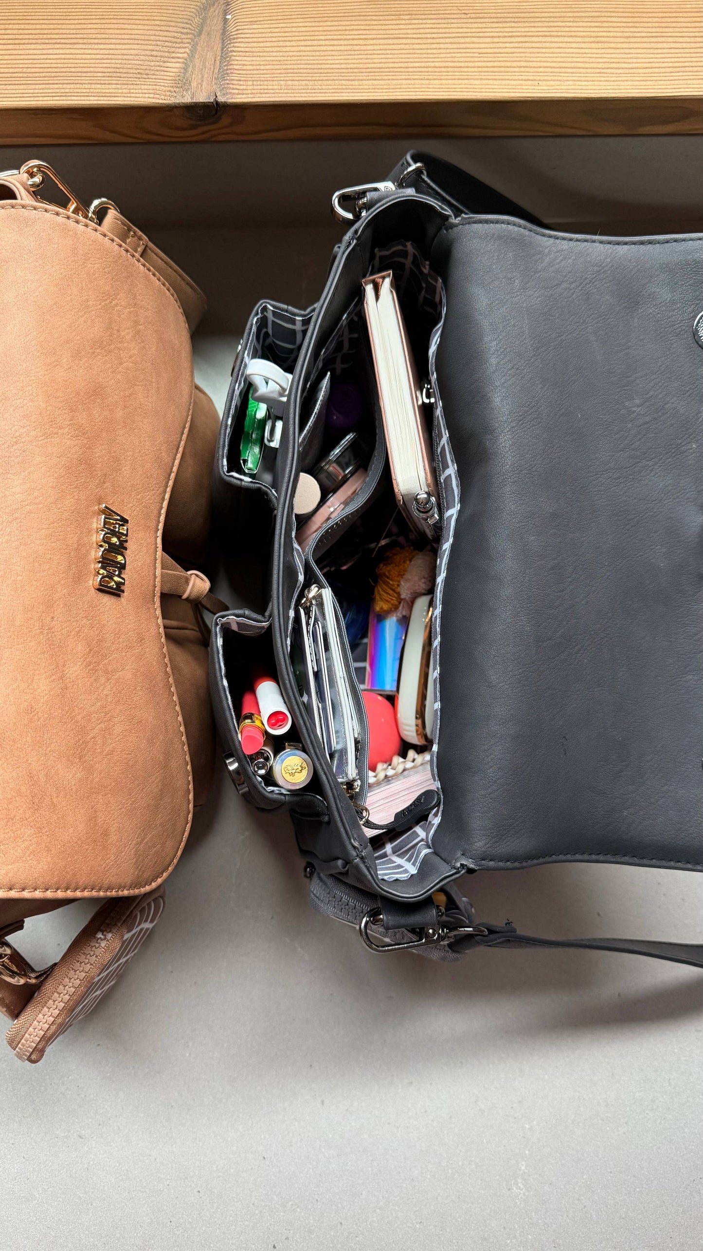 Saddle Bag in Matte Black