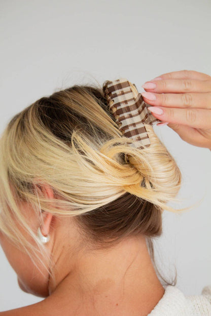 The Gingham Edit Claw Clip
