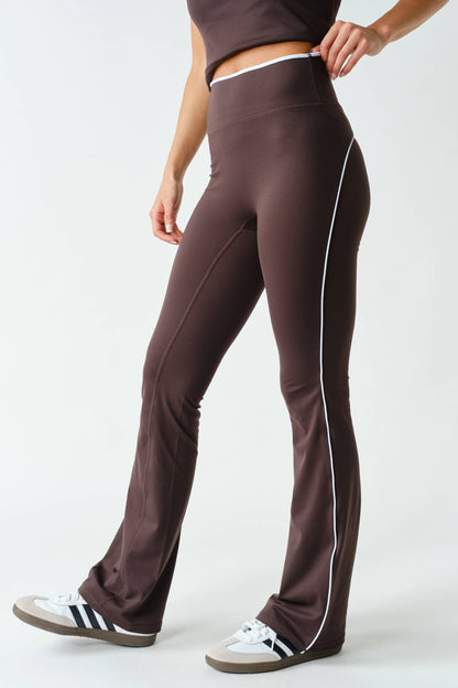 Venice Contrast-Piping Flare Pants