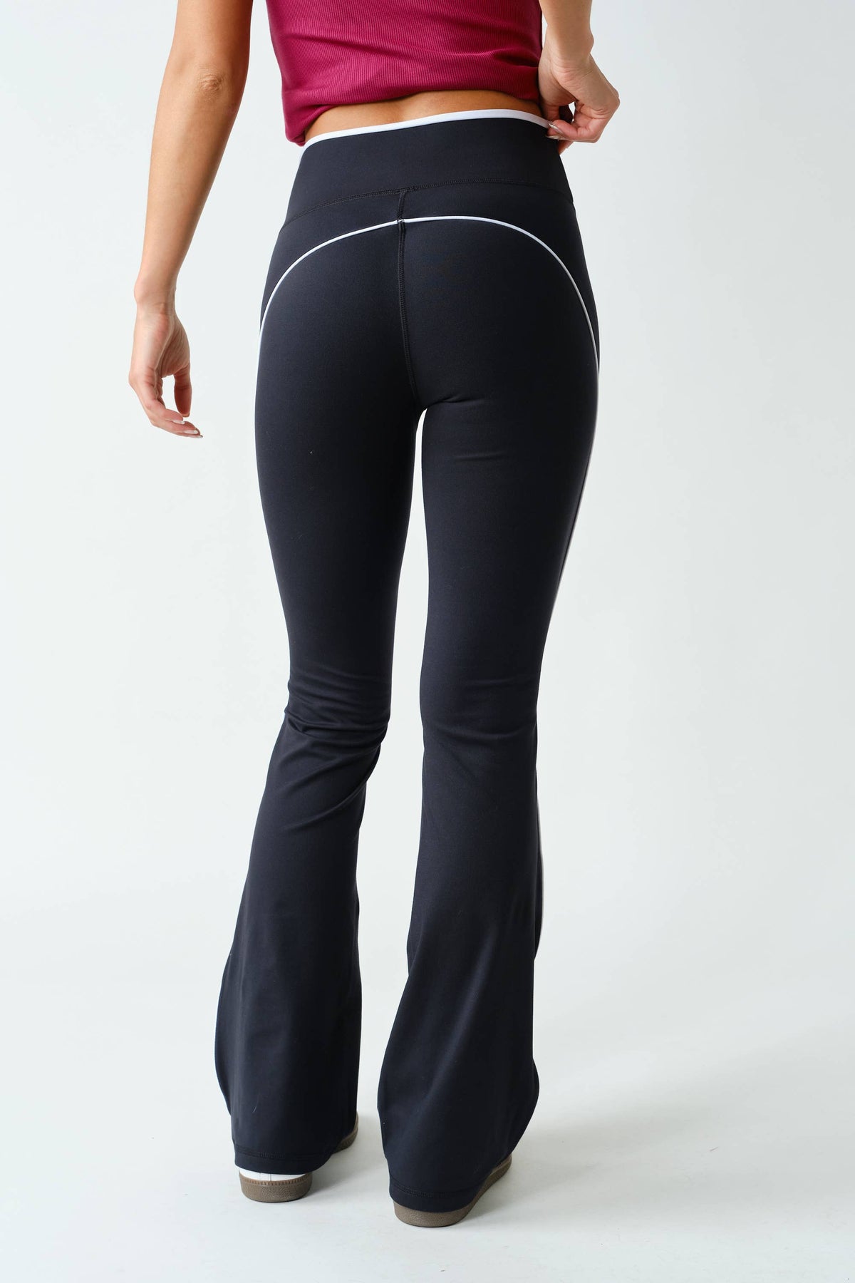 Venice Contrast-Piping Flare Pants