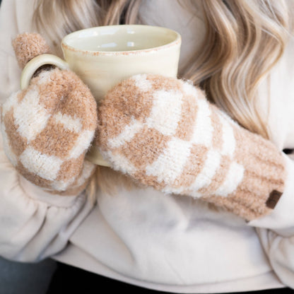 Checkered Mittens