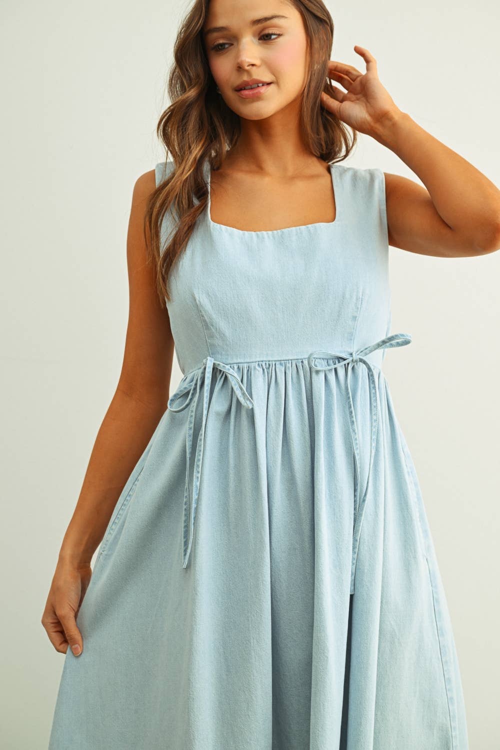 U-Neck Sleeveless Dress
