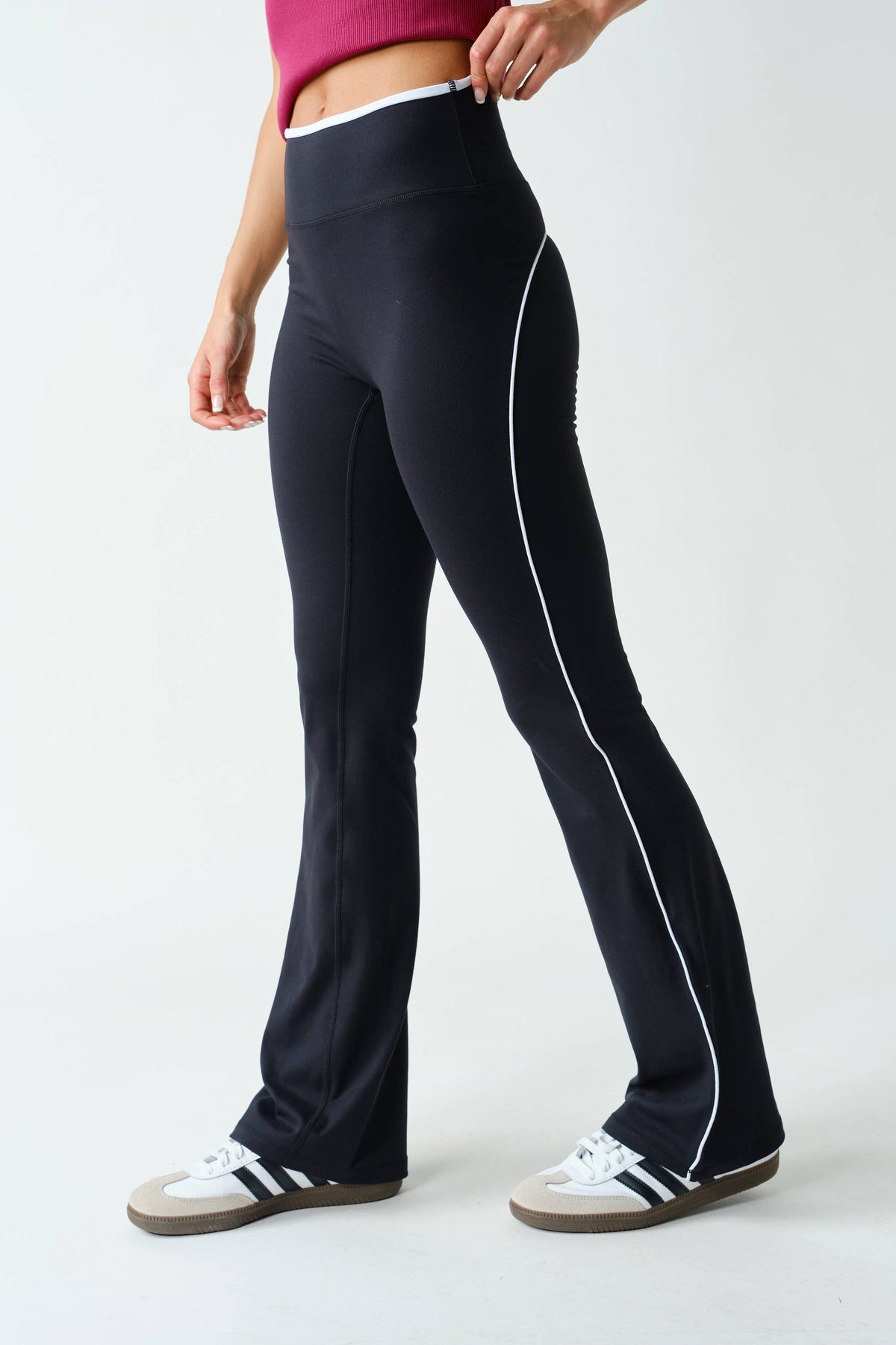 Venice Contrast-Piping Flare Pants