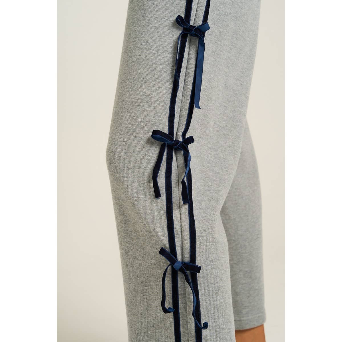 Bow Side Trim Pants
