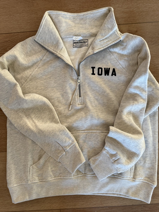 IOWA Boxy Half Zip
