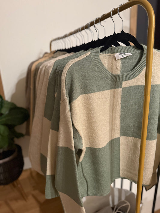 Oversized Checkered Sweater