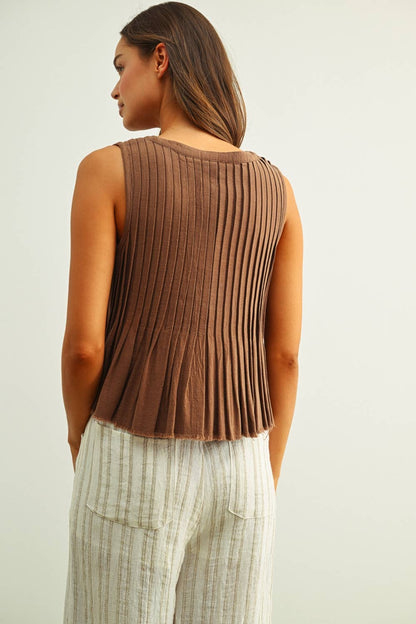 Pleated Tank