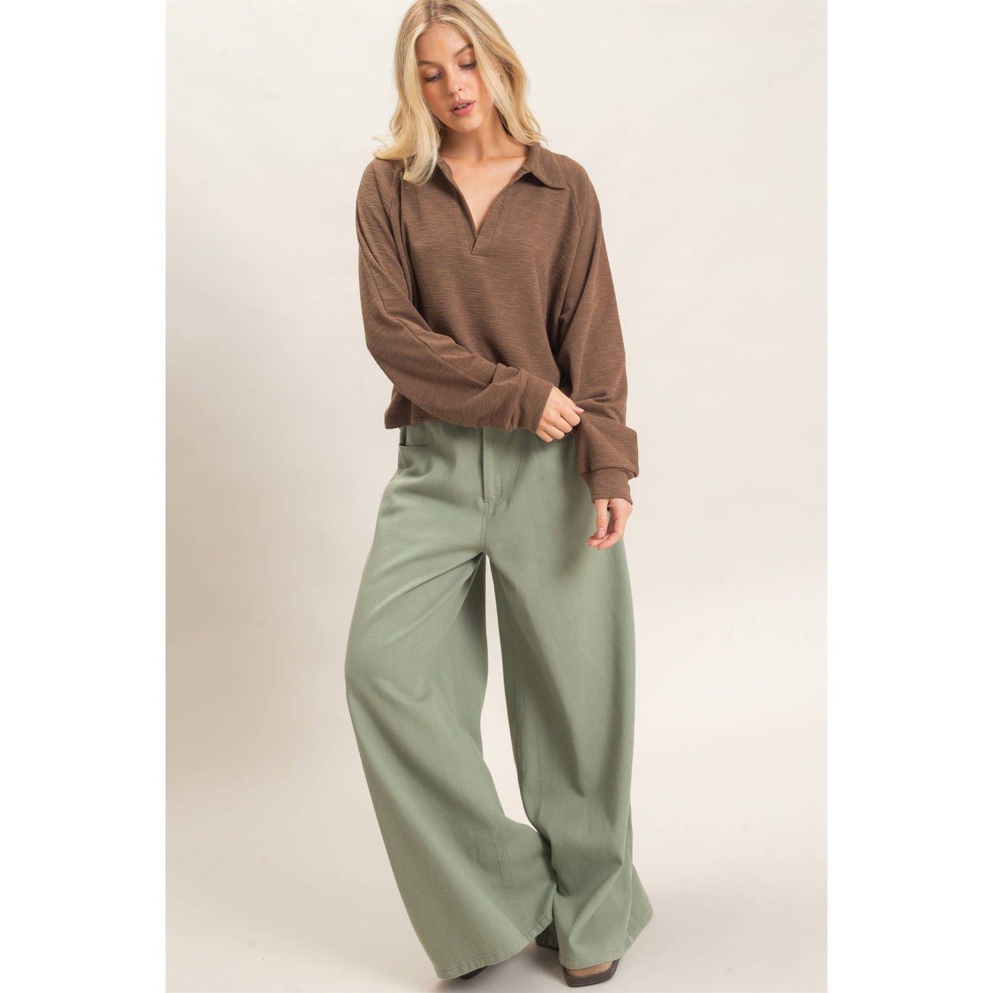 Open Collar Knit Pullover