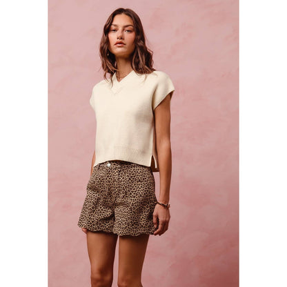 Scallop Hem Leopard Shorts